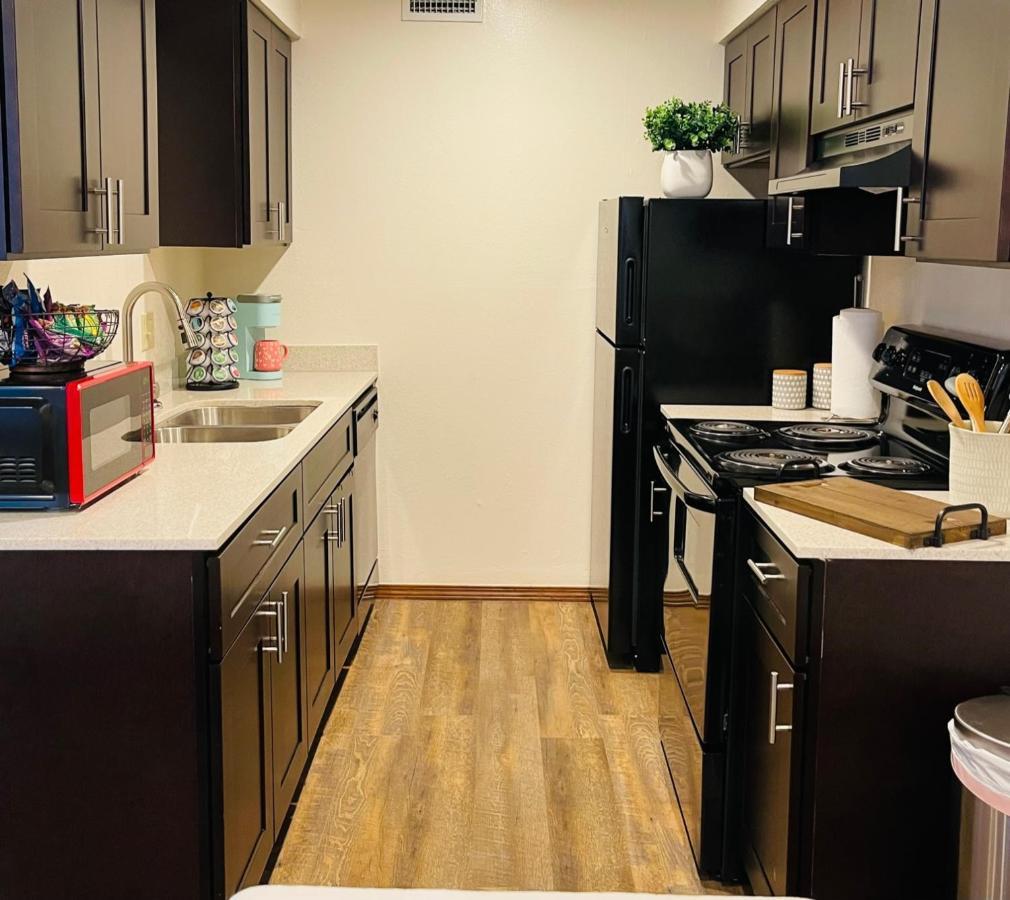 Ou-2 Bed 2 Bath Apartment Close To Ou أوكلاهوما سيتي المظهر الخارجي الصورة